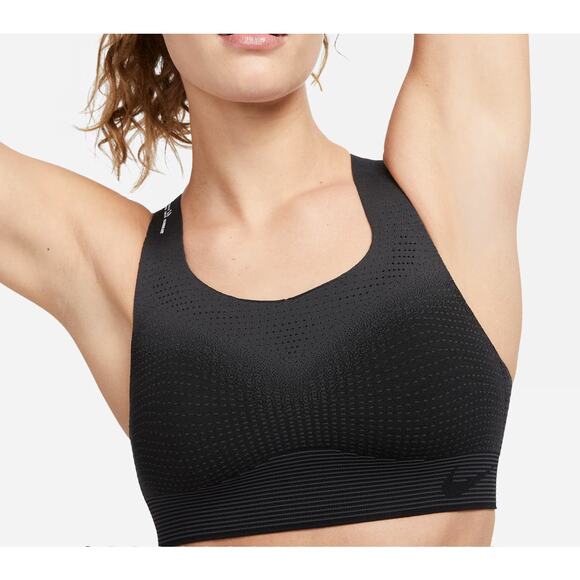Nike Swoosh Flyknit -High-Support Non-Padded Sports Bra /1X C-E - Picture 1 of 7